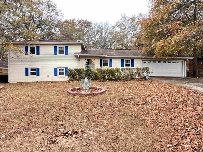 Building Photo - 212 Highland Dr