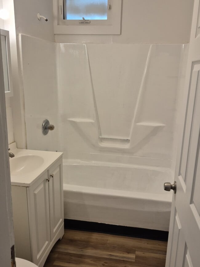 Photo - 195 Francis Ave Unit Apt 4