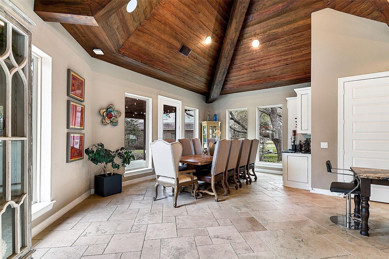 Photo - 2911 S Saddlebrook Ln