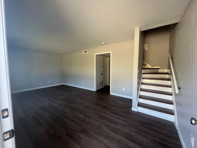 Photo - 447 30th Pl Unit #B