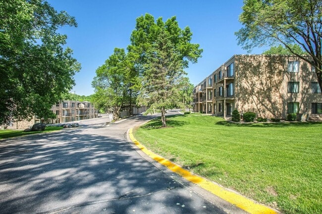 Photo - Cedar Valley Apartments