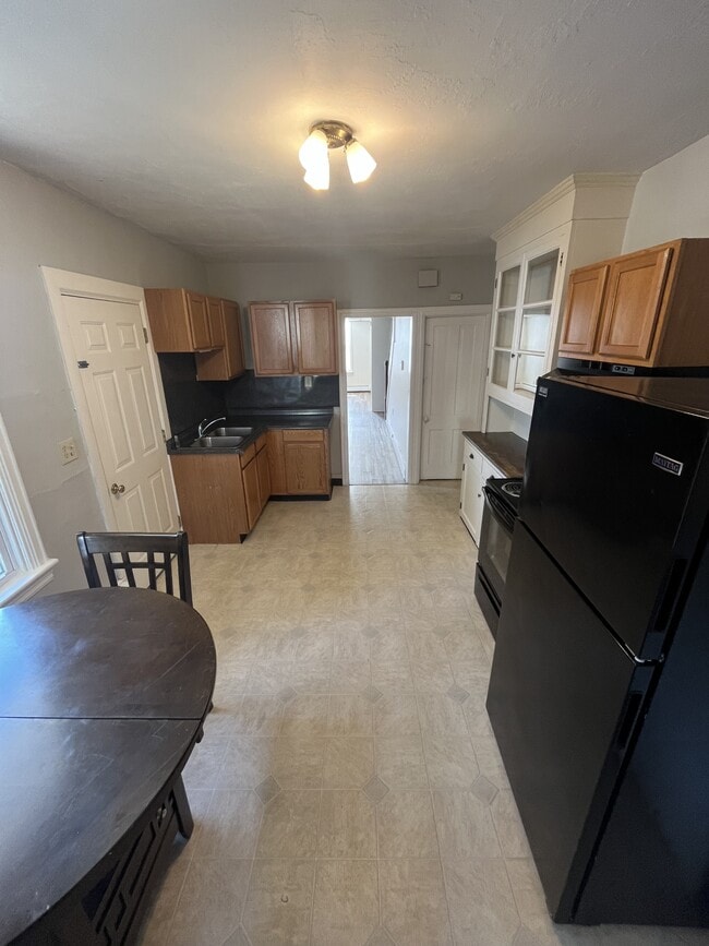 Photo - 1027 Church St