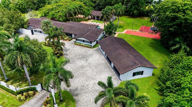 Photo - 14701 SW 63rd St