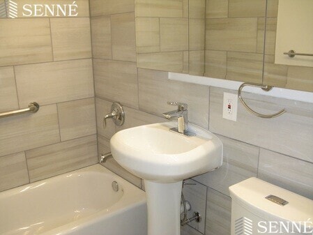 Photo - 14 Ware St Unit 1