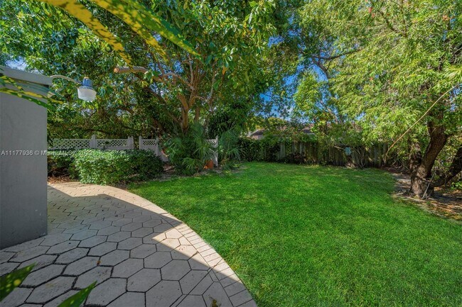 Photo - 3123 SW 25th Ter Unit 0