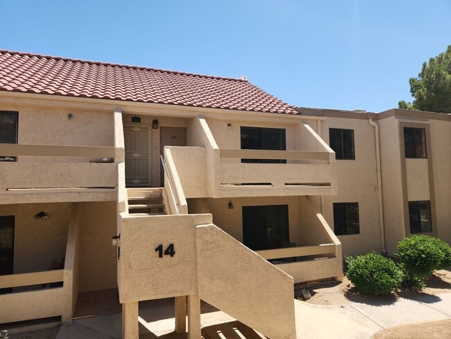 Building Photo - CUTE 2ND FLOOR  1 BEDROOM CONDO W/ LOFT Unit 164
