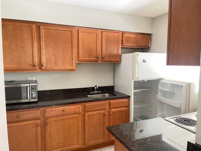 Photo - 1360 N 1st Ave Unidad A3