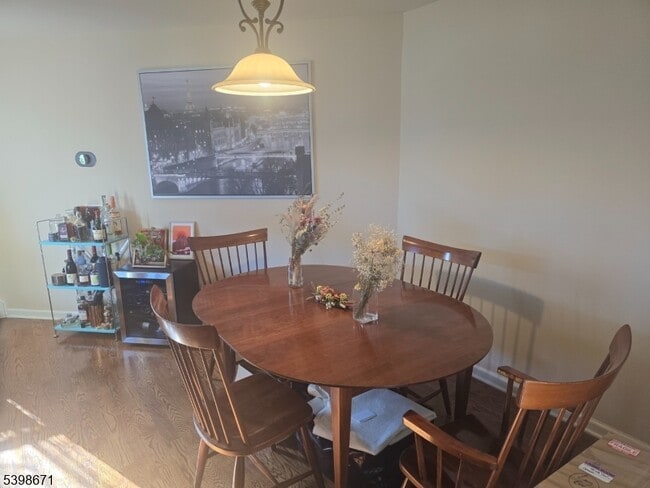 Photo - 90 Sycamore Ct