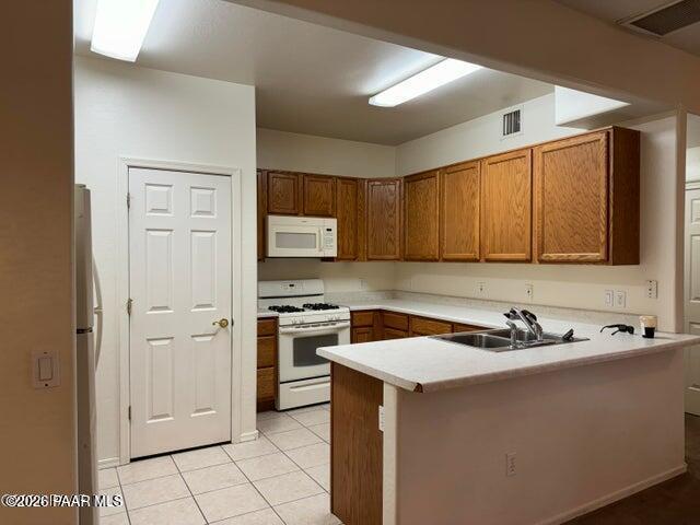 Photo - 1137 Hughes St