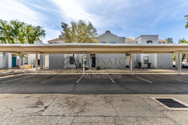 Building Photo - 280 S Elizabeth Way