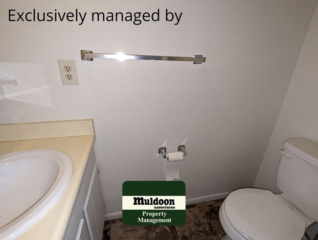 Photo - Cute Low Maintenance Living Pet Friendly Condo!