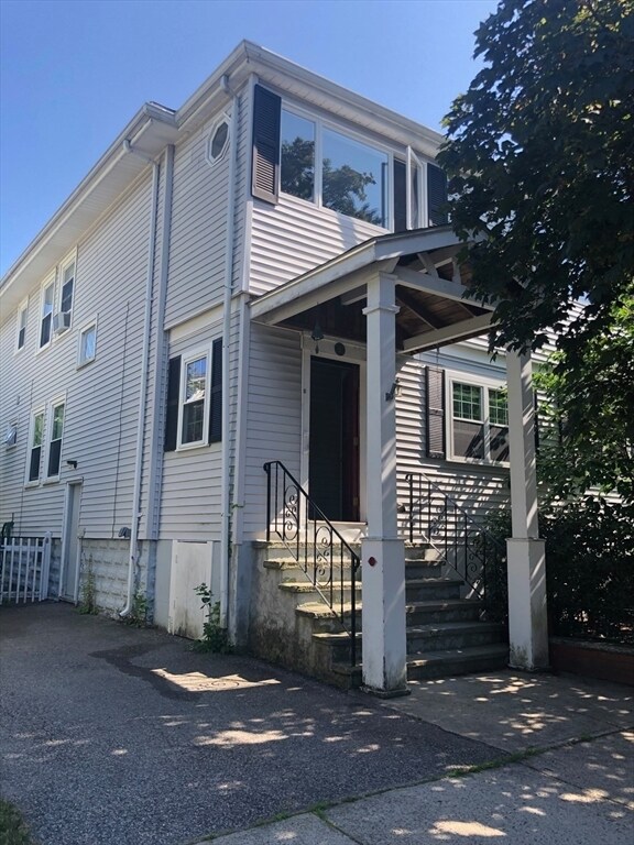 Building Photo - 100 Egerton Rd Unit 1 Rental