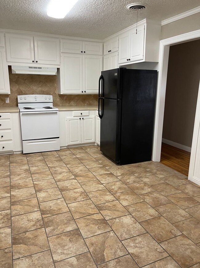 Photo - 4010 44th St