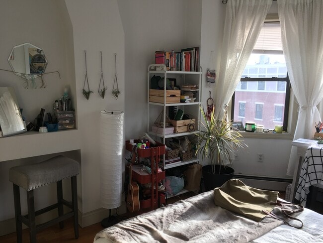 Photo - 1021 Tremont St