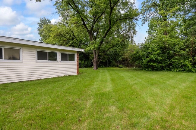 Photo - 6452 Evergreen Blvd