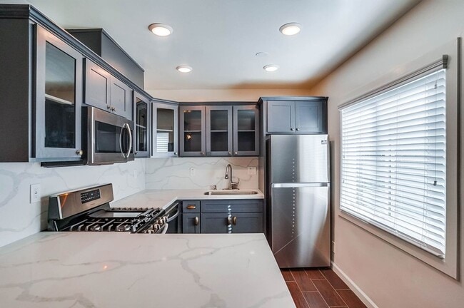 Building Photo - 3636 W Imperial Hwy Unit 131