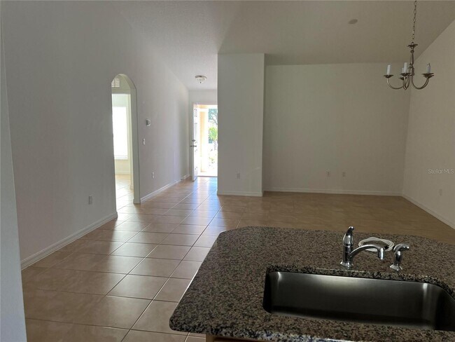 Photo - 39 Pritchard Dr