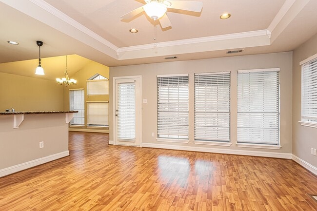 112 Golfview Ct