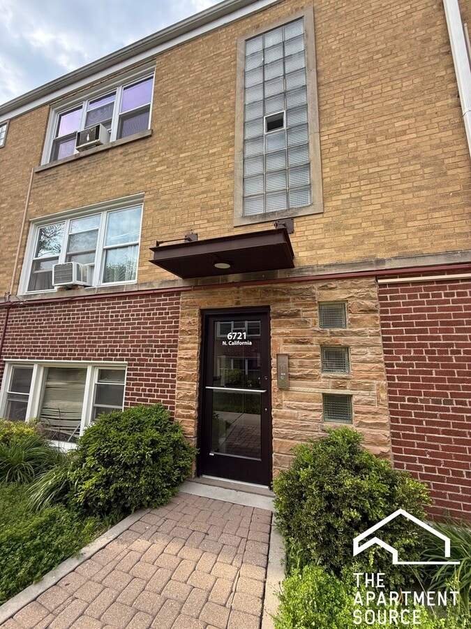 Photo - 6721 N California Ave Unit 2E