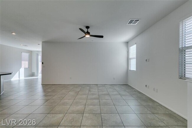 Photo - HENDERSON HOME WITH A BEDROOM & FULL BATHROOM DOWNSTAIRS!!