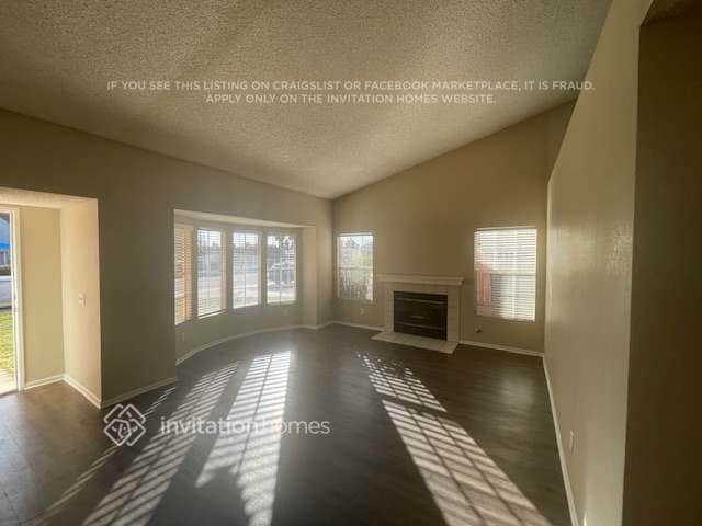 Photo - 25530 Black Walnut St