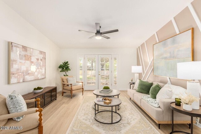 Building Photo - 3505 E Campbell Ave Unit 17