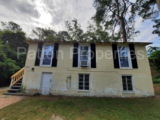 Building Photo - Forest Acres Apartment