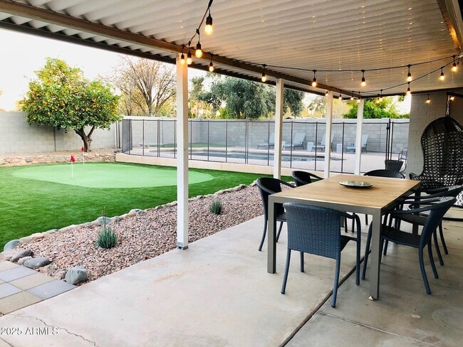 Photo - 5803 S Kenwood Ln