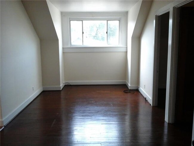 Photo - 1103 Indiana Ave
