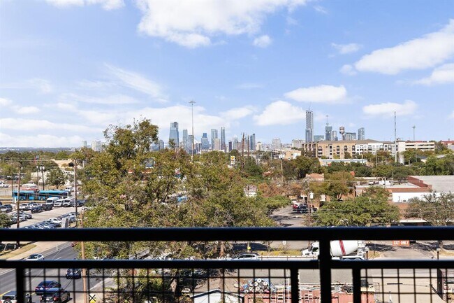 Building Photo - 4315 S Congress Ave Unit 527