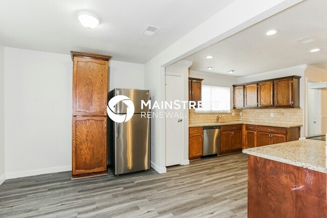 3 Bedroom Pet-Friendly Home in Lewisville, TX with Main Street Renewal