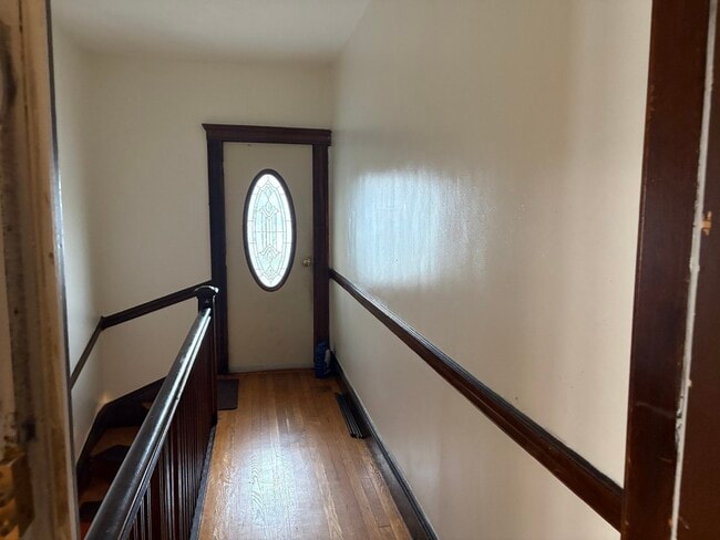 Photo - 29 Donald Rd Unit 3
