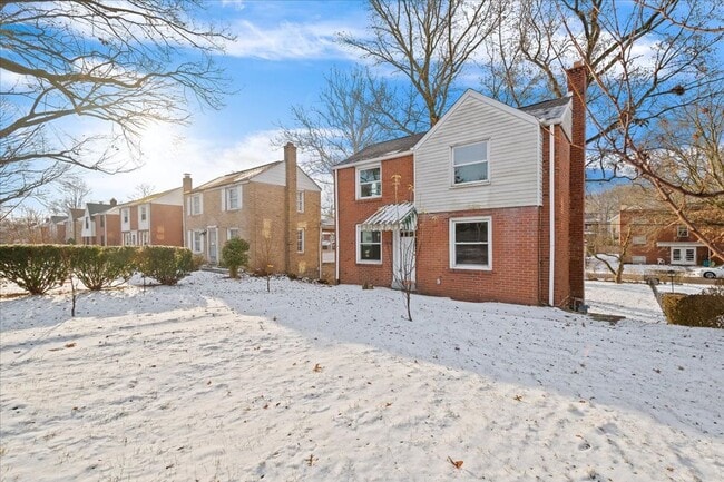 Photo - 3 Bedroom, 1 Bathroom Rental in Avalon