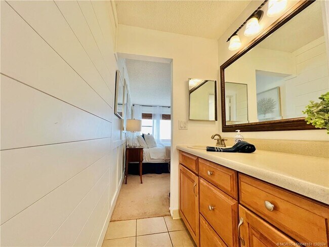 Photo - 9400 S Ocean Dr Unit 202