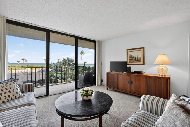 Photo - 100 Ocean Trail Way