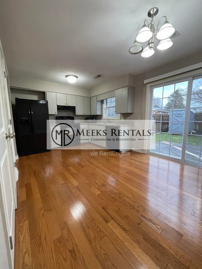 Photo - 1002 Fairway Gardens Dr