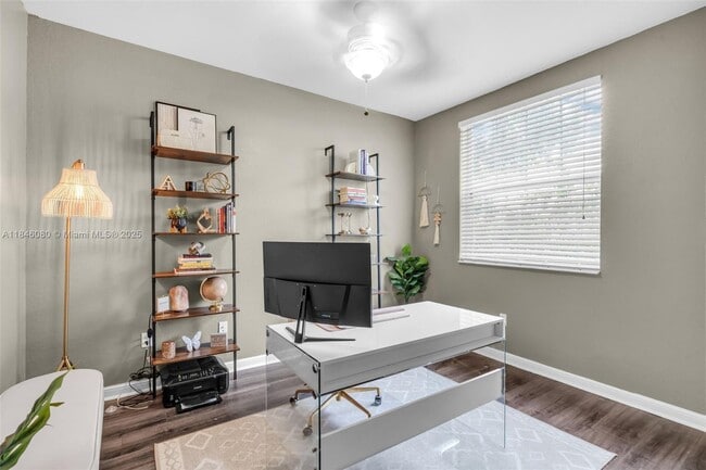 Photo - 447 Corte Madera Ln