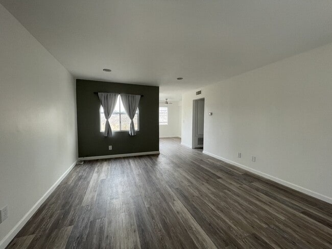 Photo - One bedroom one bath condo with garage, $1,050 rent Unidad 17
