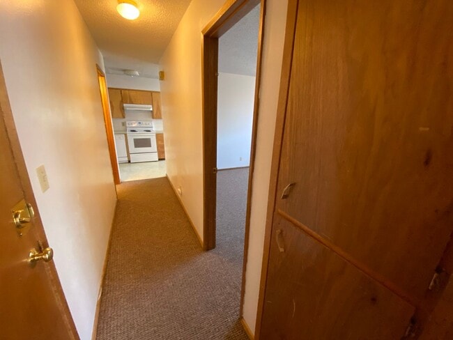 Photo - 208 S Pine St