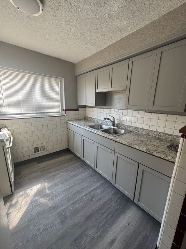 Photo - 1665 Anita Pl Unidad 2