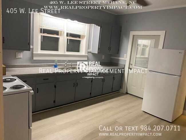 Photo - 405 W Lee St