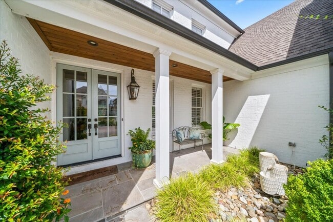 Photo - Unfurnished Luxury Home in Germantown with Lake Views & Wildlife