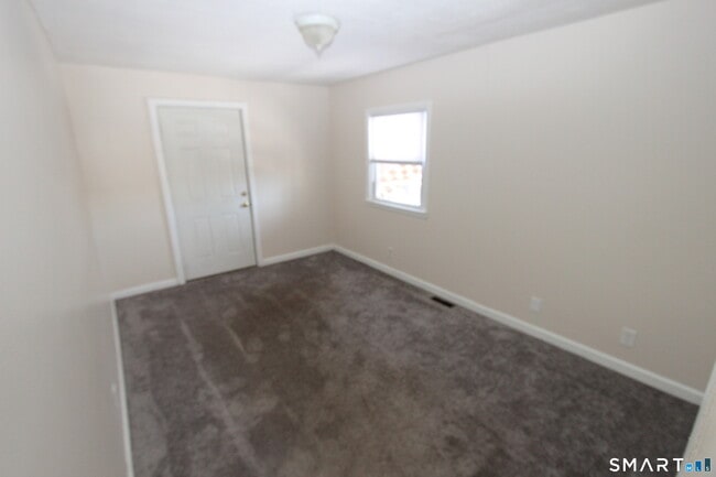 Photo - 24 Brook St