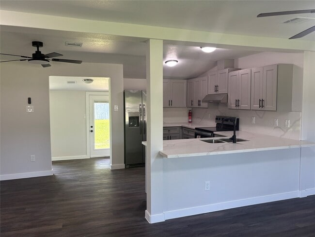 Photo - 55 Periwinkle Ct