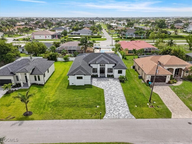 Photo - 4333 SW 16th Pl