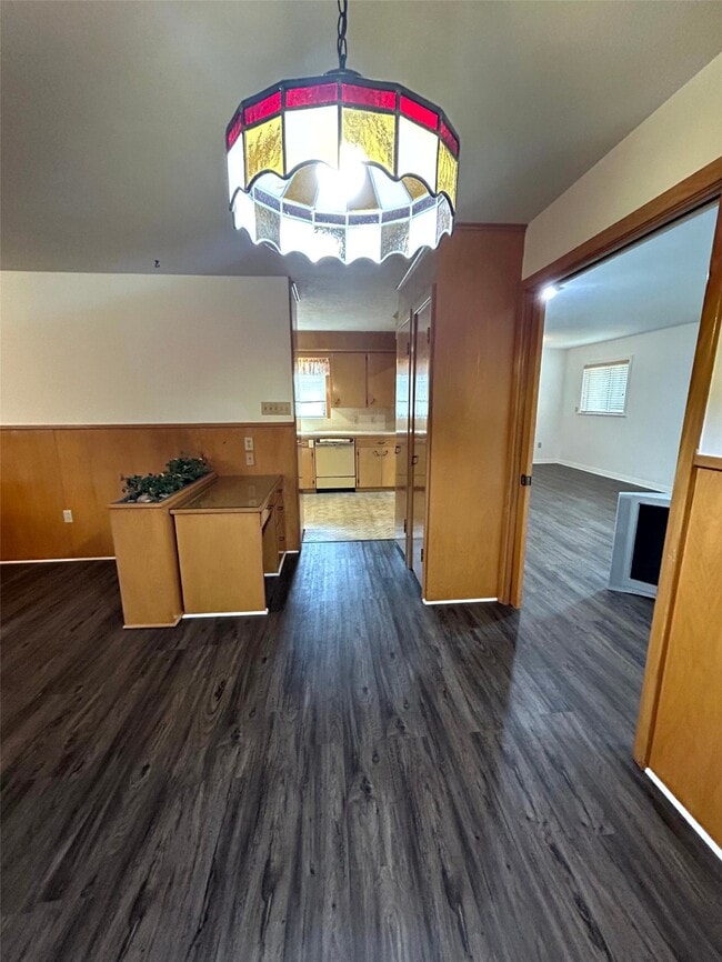 Photo - 1902 Gillette St