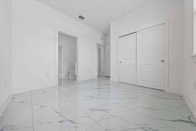 Photo - 3813 25th St SW