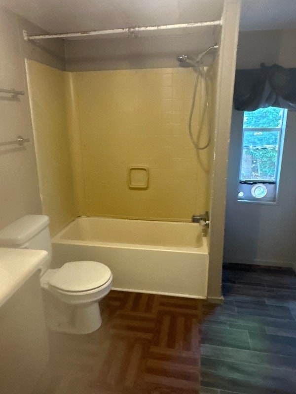 Photo - 125 Emily St