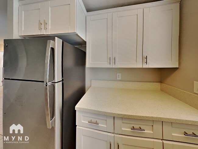 Photo - 4775 Seminole Dr Unit 108