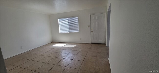 Photo - 2175 Riviera Blvd Unidad 2